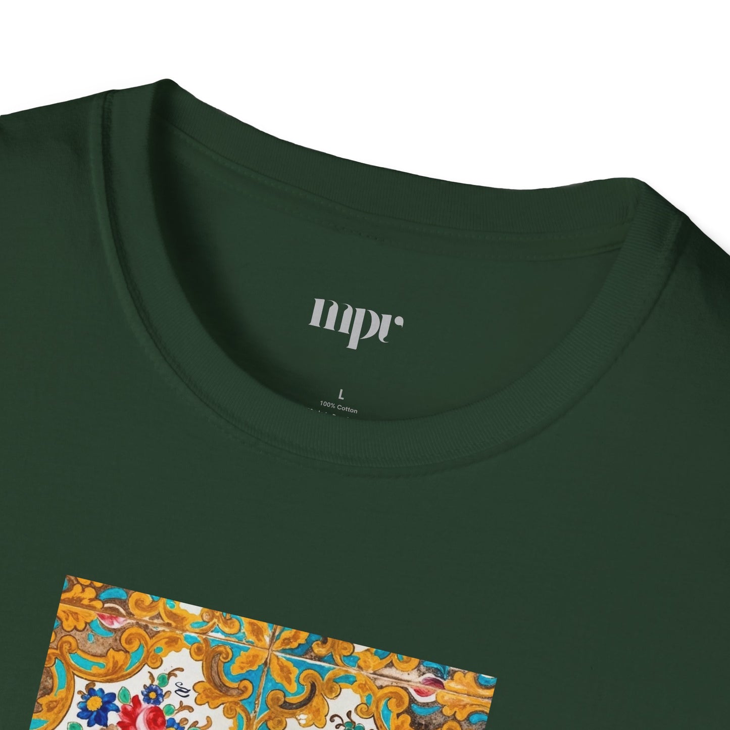 آن منی کجا روی – Persian Tile Work Unisex T-Shirt
